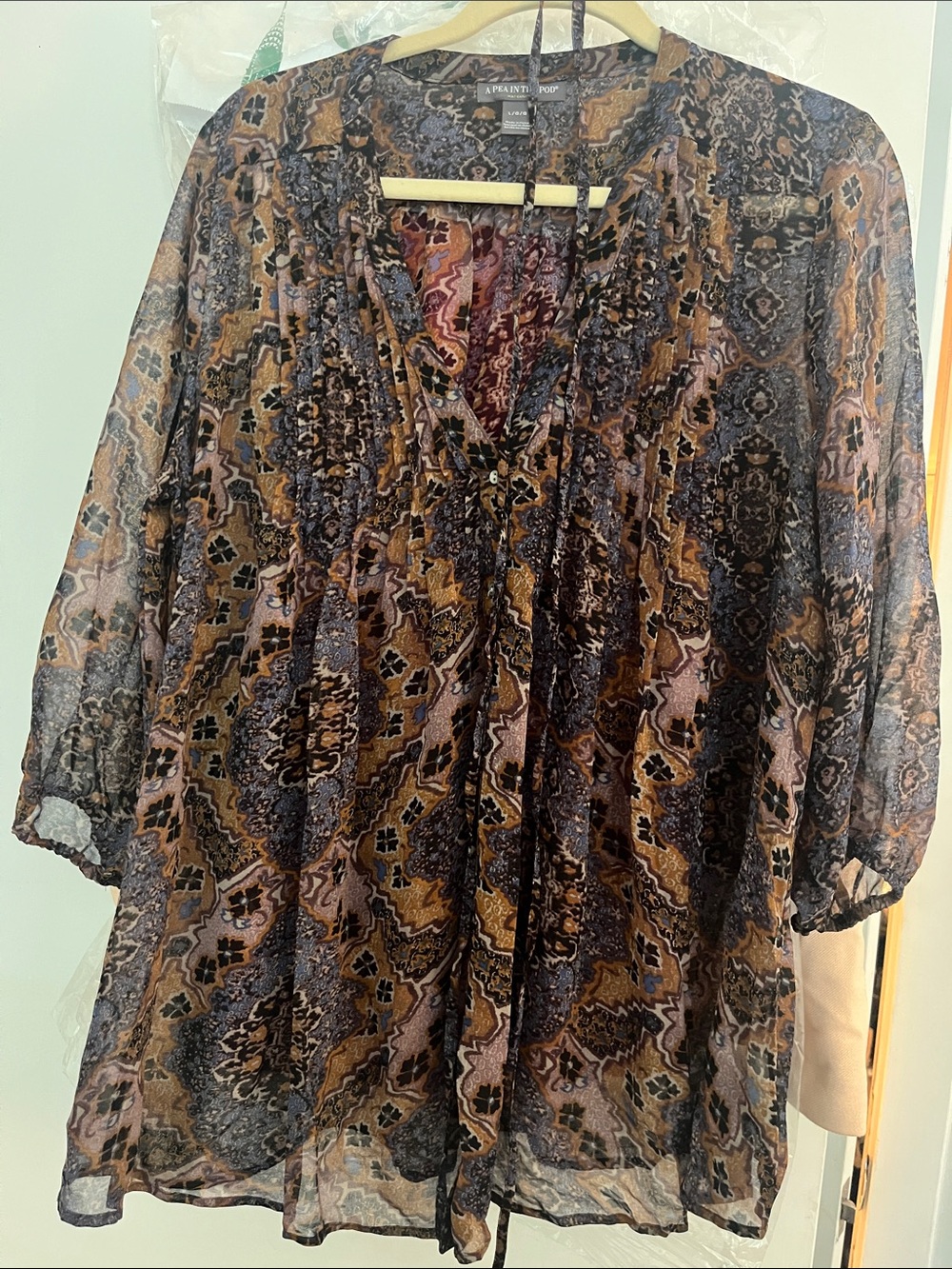 Maternity boho chic V-Neck Blouse in Brown/Black